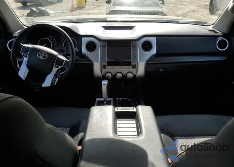 2017 Toyota Tundra Double Cab Sr z USA, uszkodzony, nr VIN 5TFRM5F12HX116893